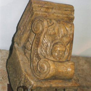 Mensola anticata in marmo Giallo Vr - Rif. 006